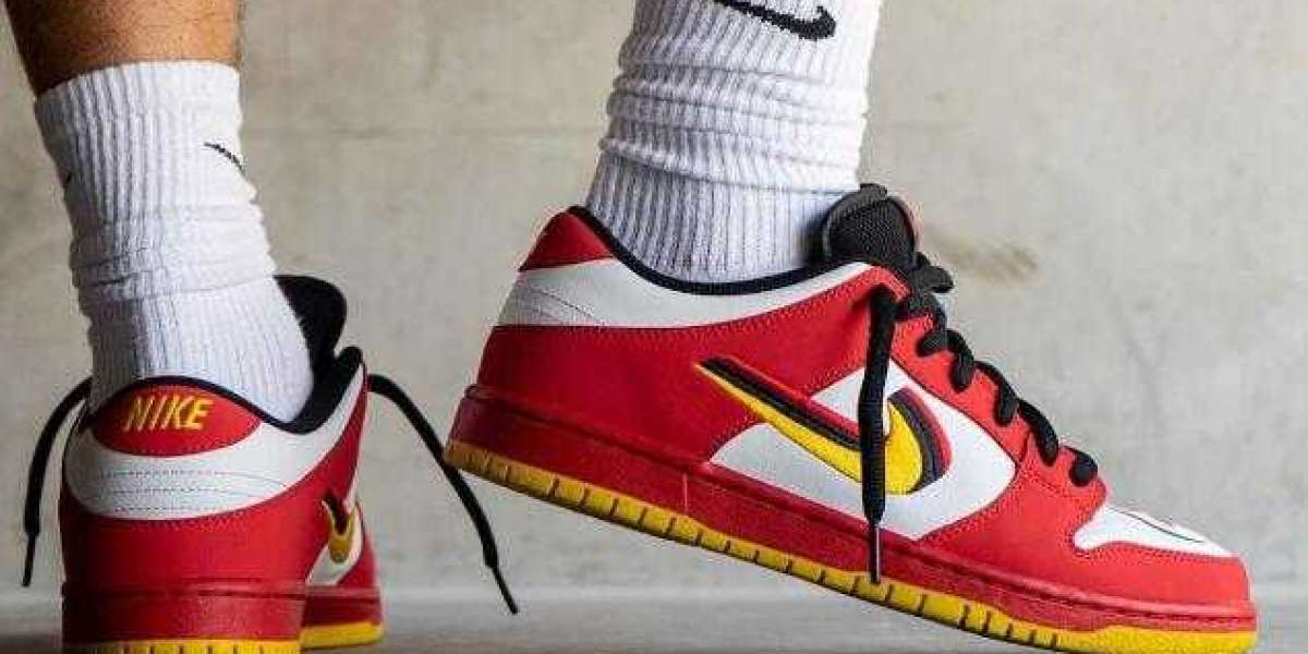 10% Discount Coupons for Nike SB Dunk Low Vietnam 25th Anniversary Shoes