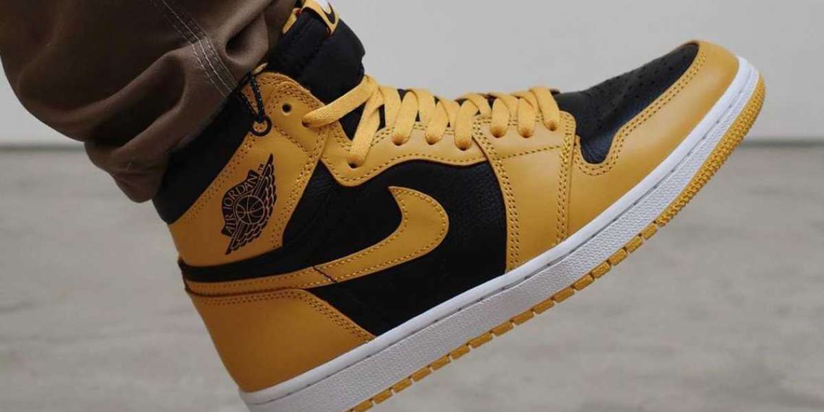 555088-701 Air Jordan 1 Retro High OG Pollen/Black/White released on August 21