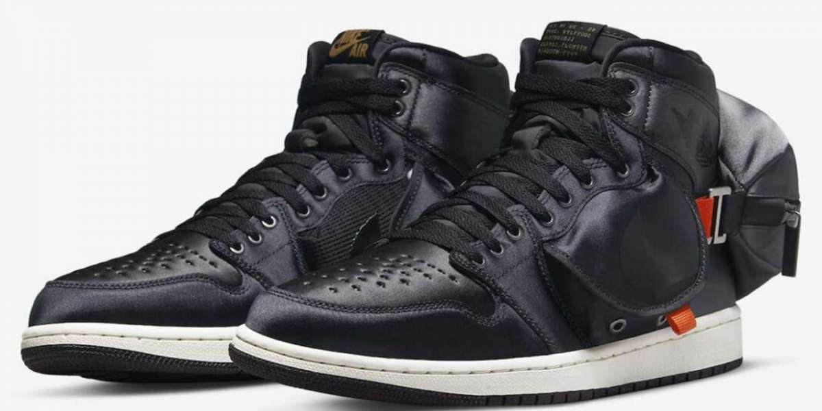 The DN4336-001 Air Jordan 1 High OG “Stash” Releases May 3rd