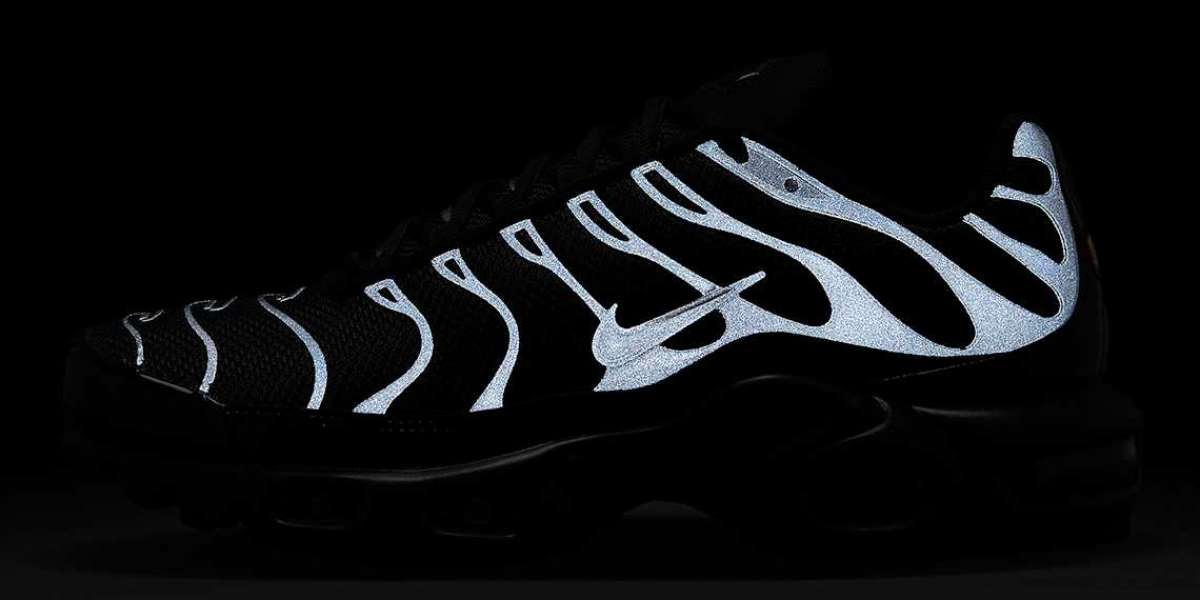 2022 New Nike Air Max Plus "Black Reflective" FB8479-001 "Black Soul" color matching is too high str